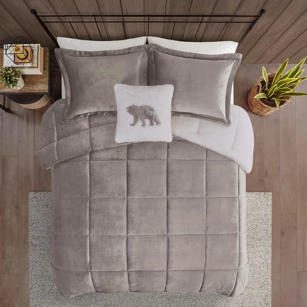 King Plush to Sherpa Down Alternative Comforter Set by HouseOfZazla