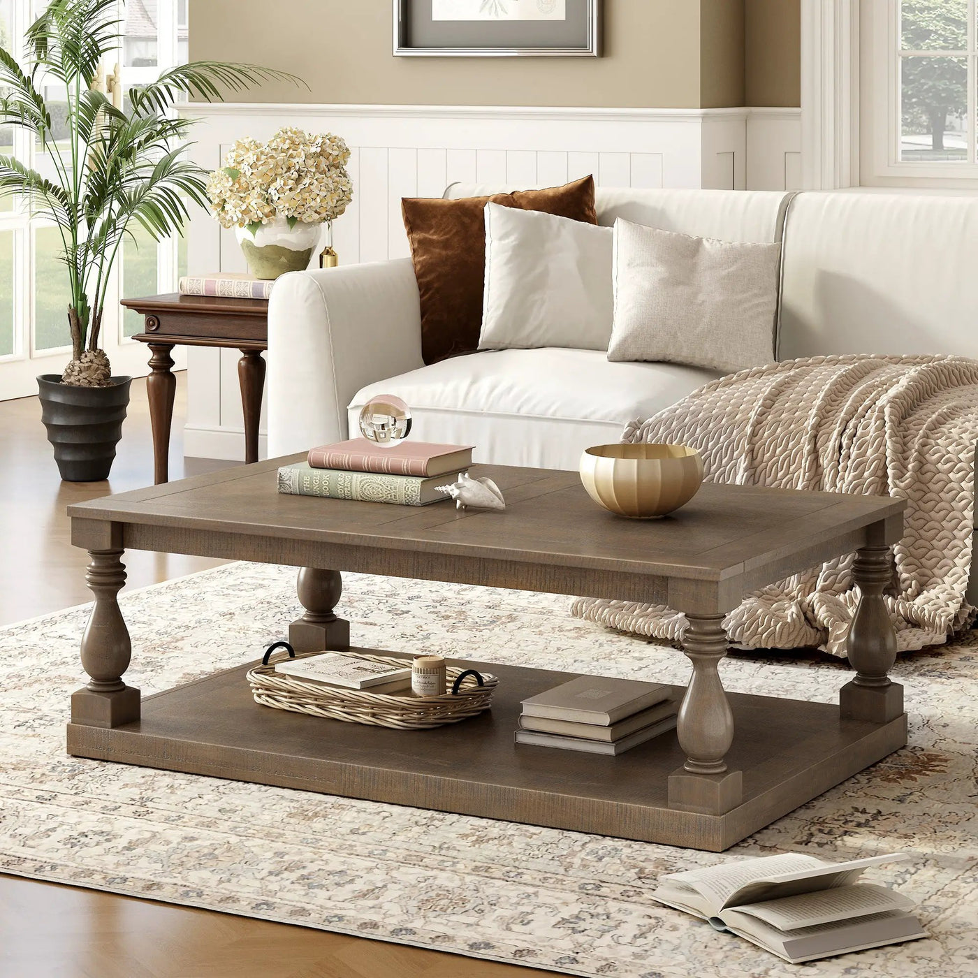 U_STYLE Vintage Coffee Table by HouseOfZazla