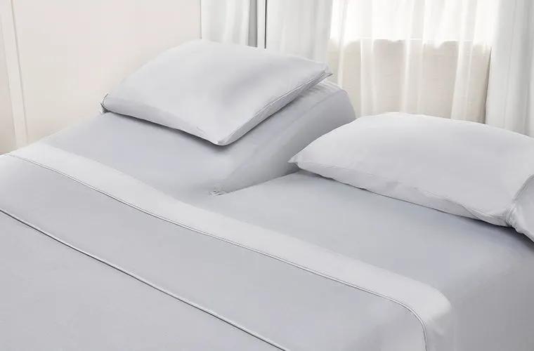 BedGear Dri-Tec Sheet Set, Light Grey, Split Head Cal King by HouseOfZazla