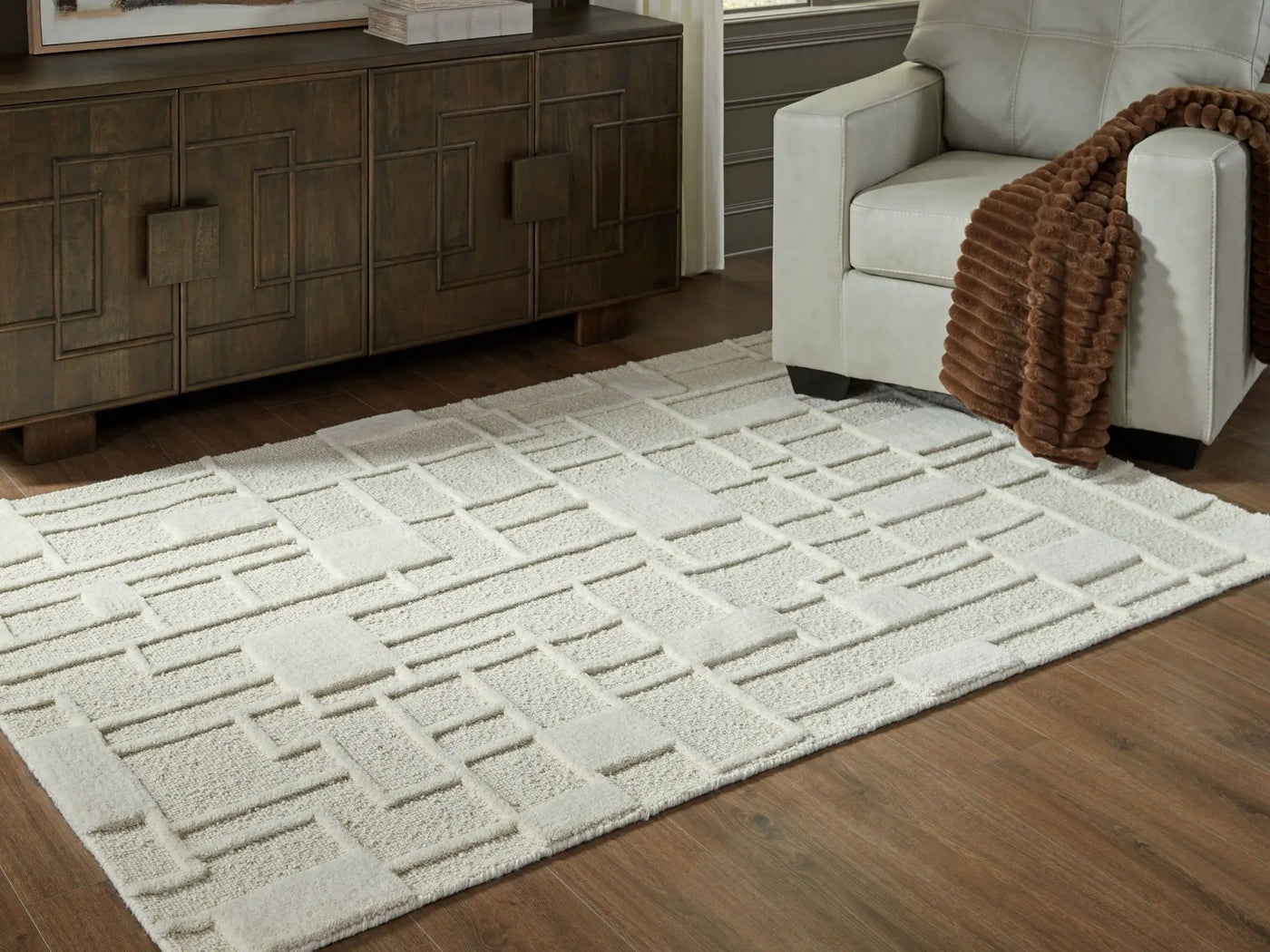 Empriss - Rug by Unique Piece Furniture