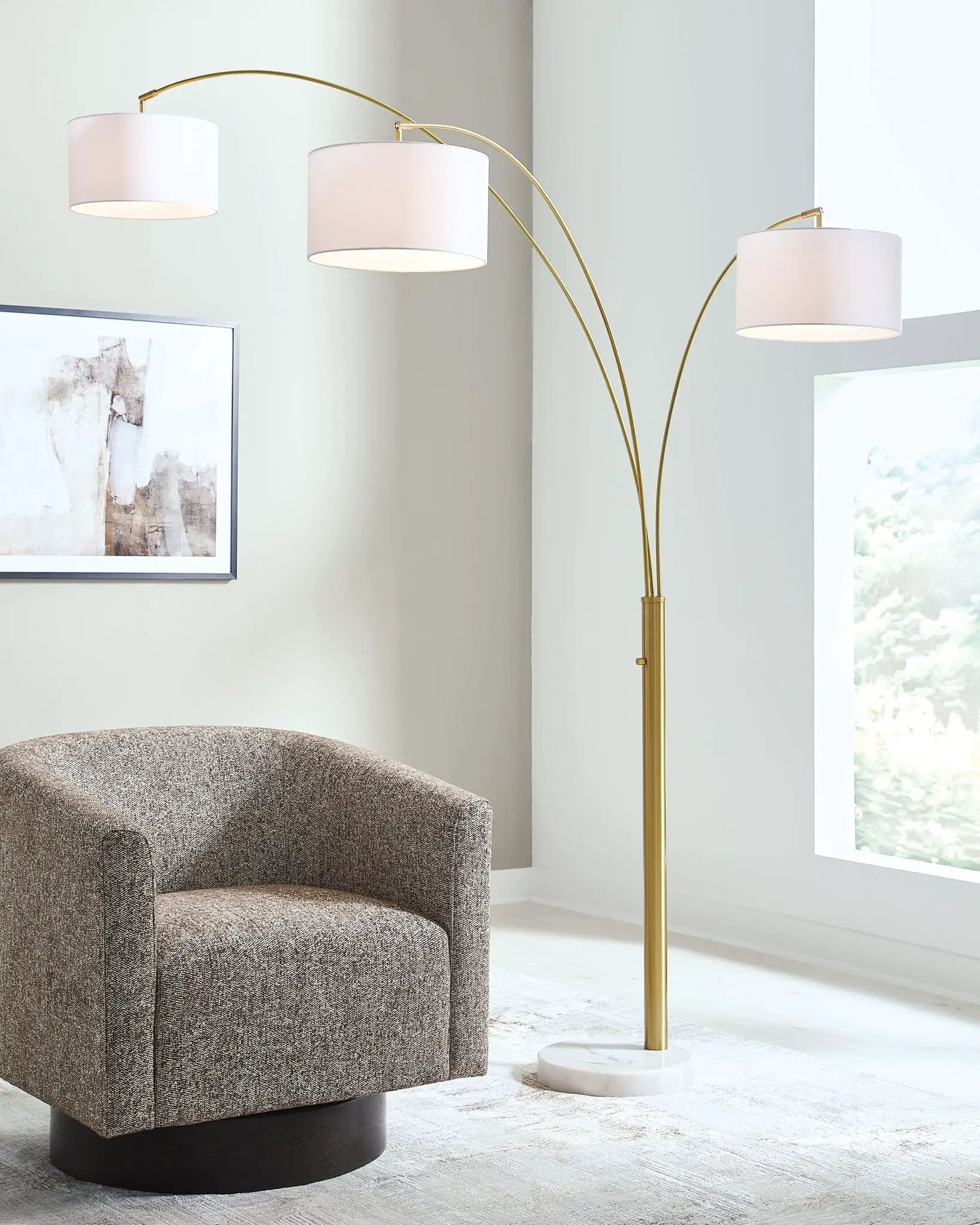 Valo - Metal Arc Lamp - Gold Finish by Unique Piece Furniture