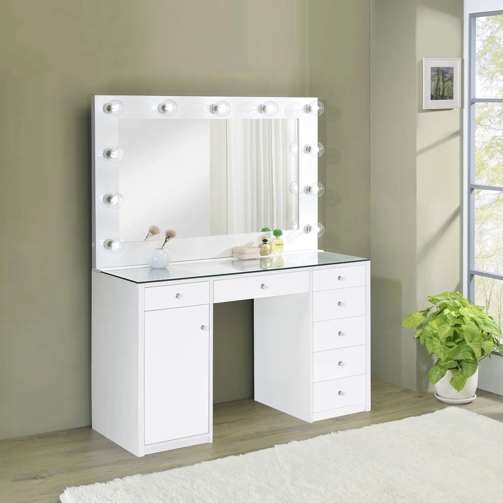 Acena 7-drawer Vanity Set with Lighting White High Gloss by Unique Piece Furniture