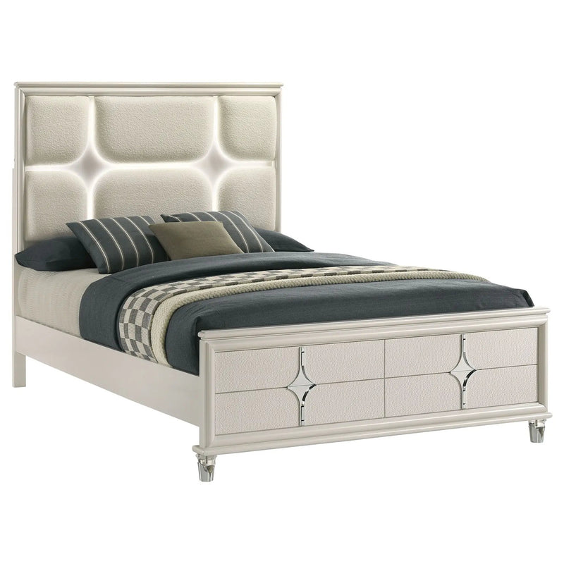 Gwendolyn - Queen Panel Bed With LED Headboard - White by HouseOfZazla