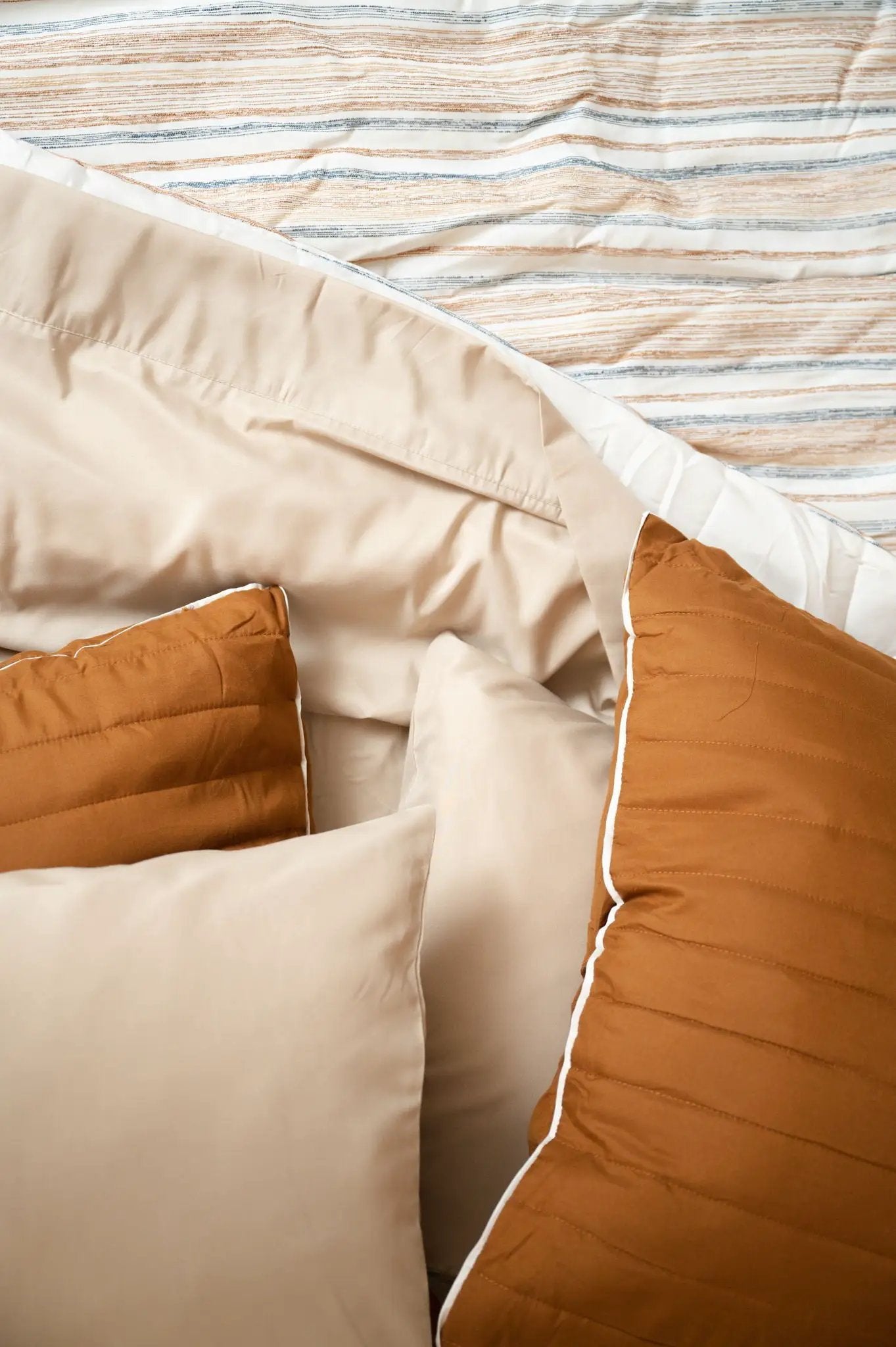 Bamboo Hypoallergenic Sheet Set by HouseOfZazla