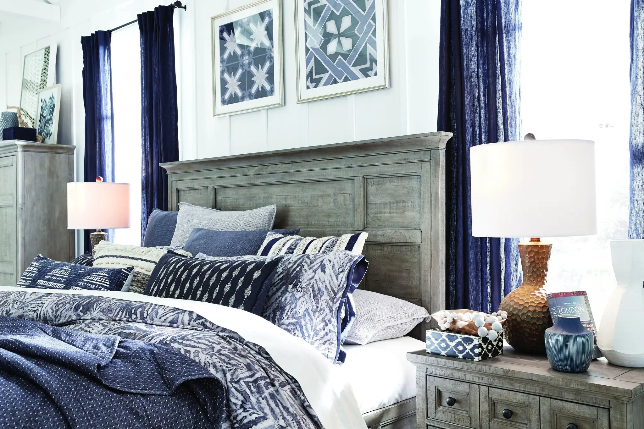 Paxton Place - Complete Panel Bed With Regular Rails by Unique Piece Furniture