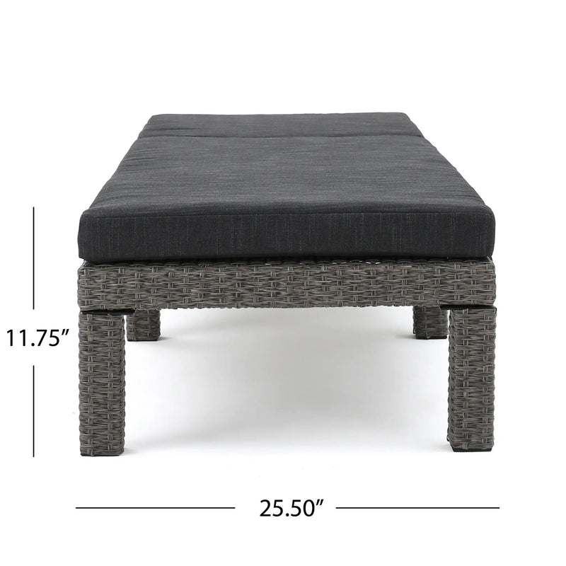 Puerta KD Chaise Lounge by HouseOfZazla