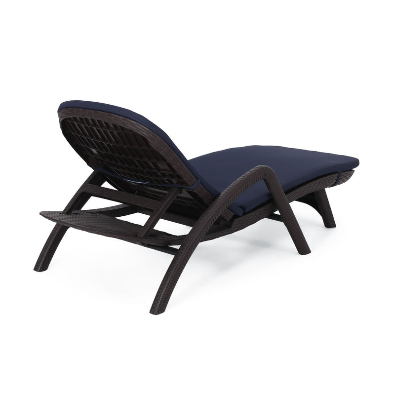 Mikael - Chaise Lounge With Cushion by HouseOfZazla