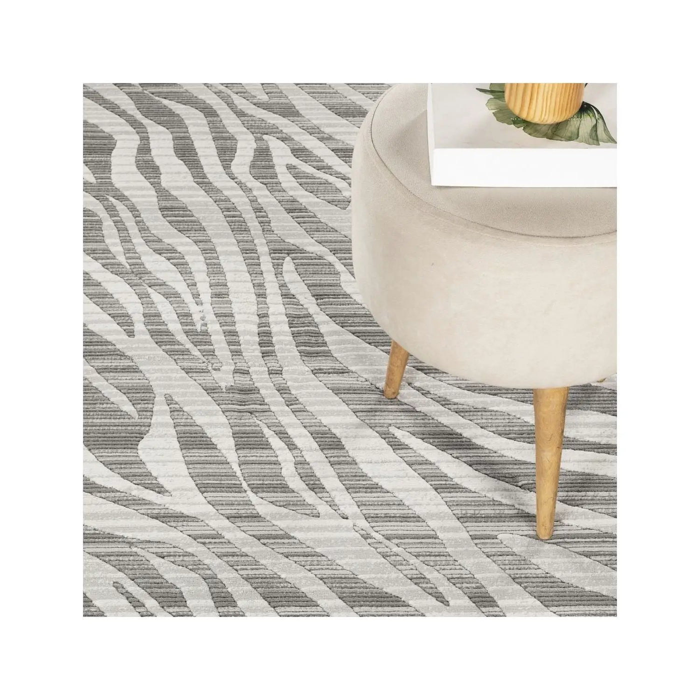 Geometrix - Contemporary Rug With Geometric 3D Effect by Unique Piece Furniture