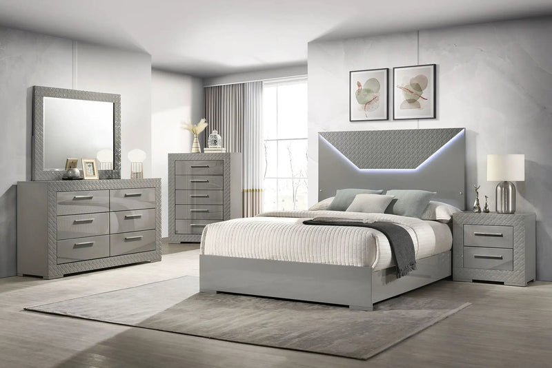 Ives 5-piece Queen Bedroom Set Grey High Gloss by Unique Piece Furniture