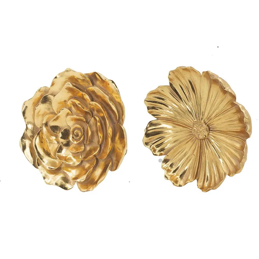 Rose Hanging Resin Wall Accents (Set of 2) - Gold by HouseOfZazla