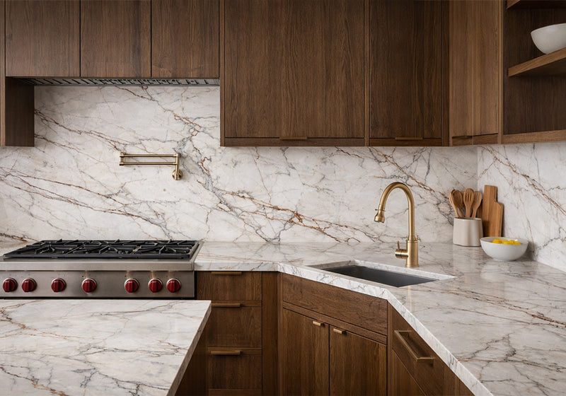 Calacatta Gold Polished Marble Slab Random 3/4 room scene 8