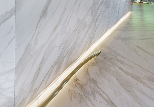 Calacatta Gold Polished Sintered Stone Slab 125x63 CG01R
