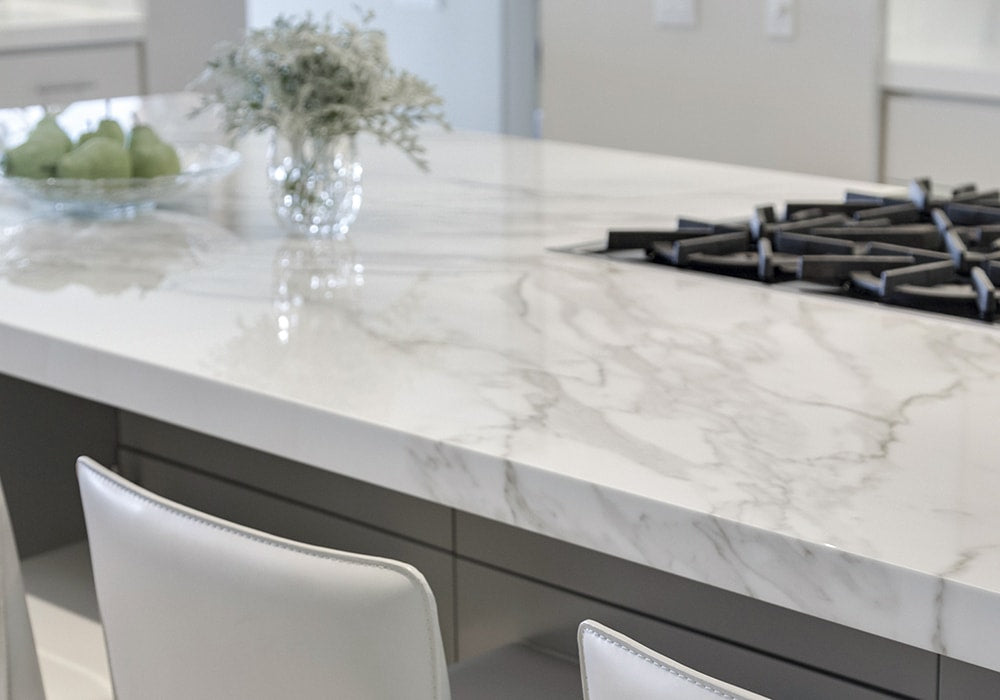 Calacatta Natural Sintered Stone Slab 125x63 room scene 4