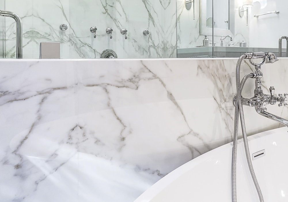 Calacatta Polished Sintered Stone Slab 125x63 C01 room scene 2