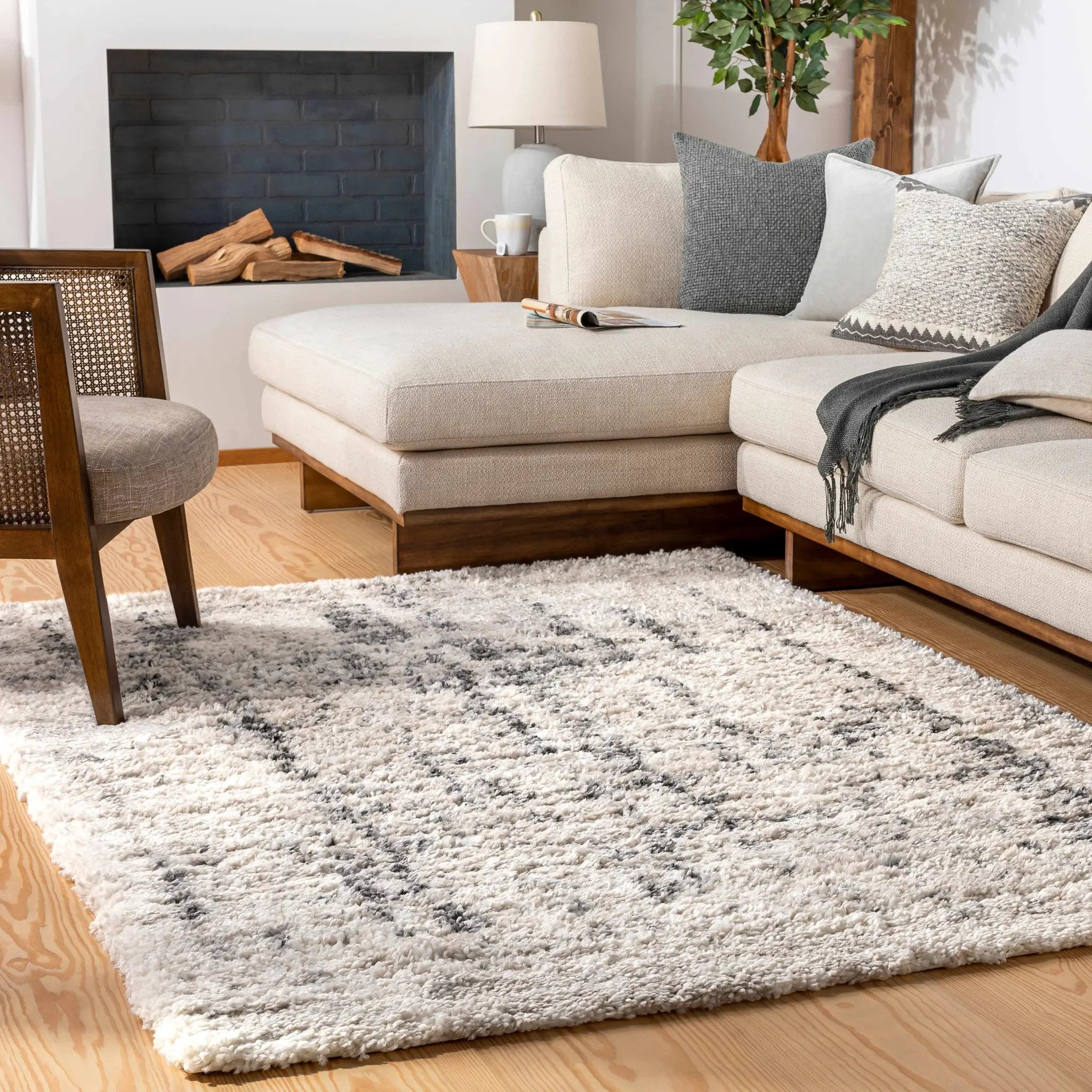 Campion Plush Cream Rug by Boutique Rugs
