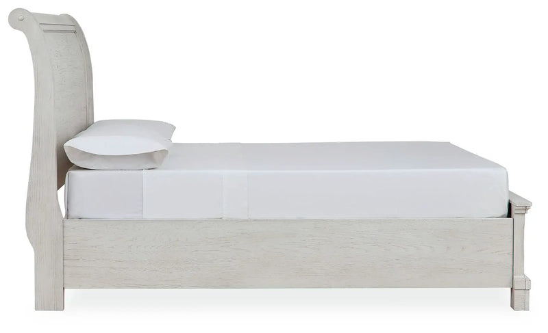 Robbinsdale - Sleigh Bed by Unique Piece Furniture