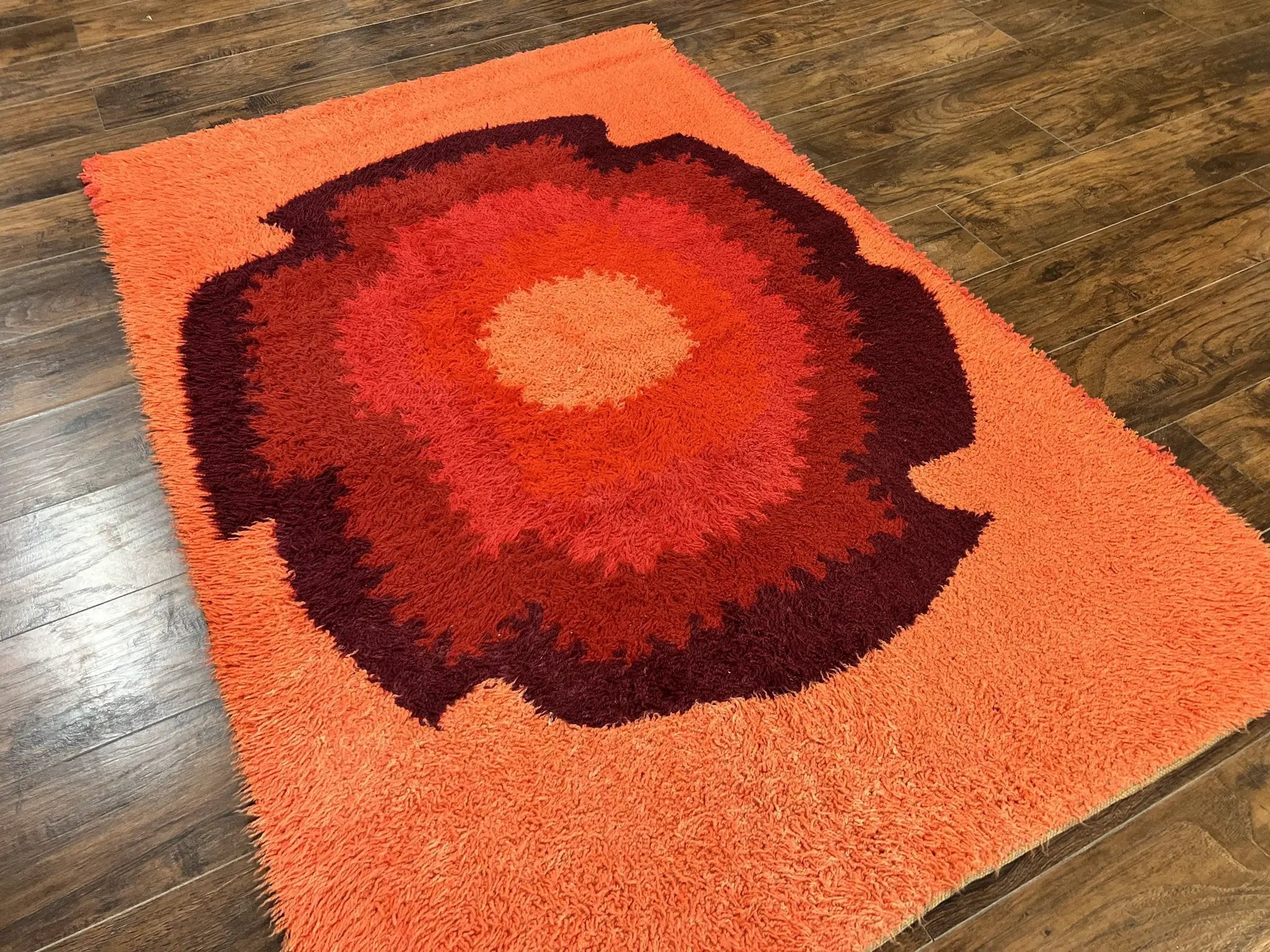 Danish Rya Shag Rug 4x6, Mid Century 1960s Retro Vintage Wool Rug, Shades of Red by Jewel Rugs