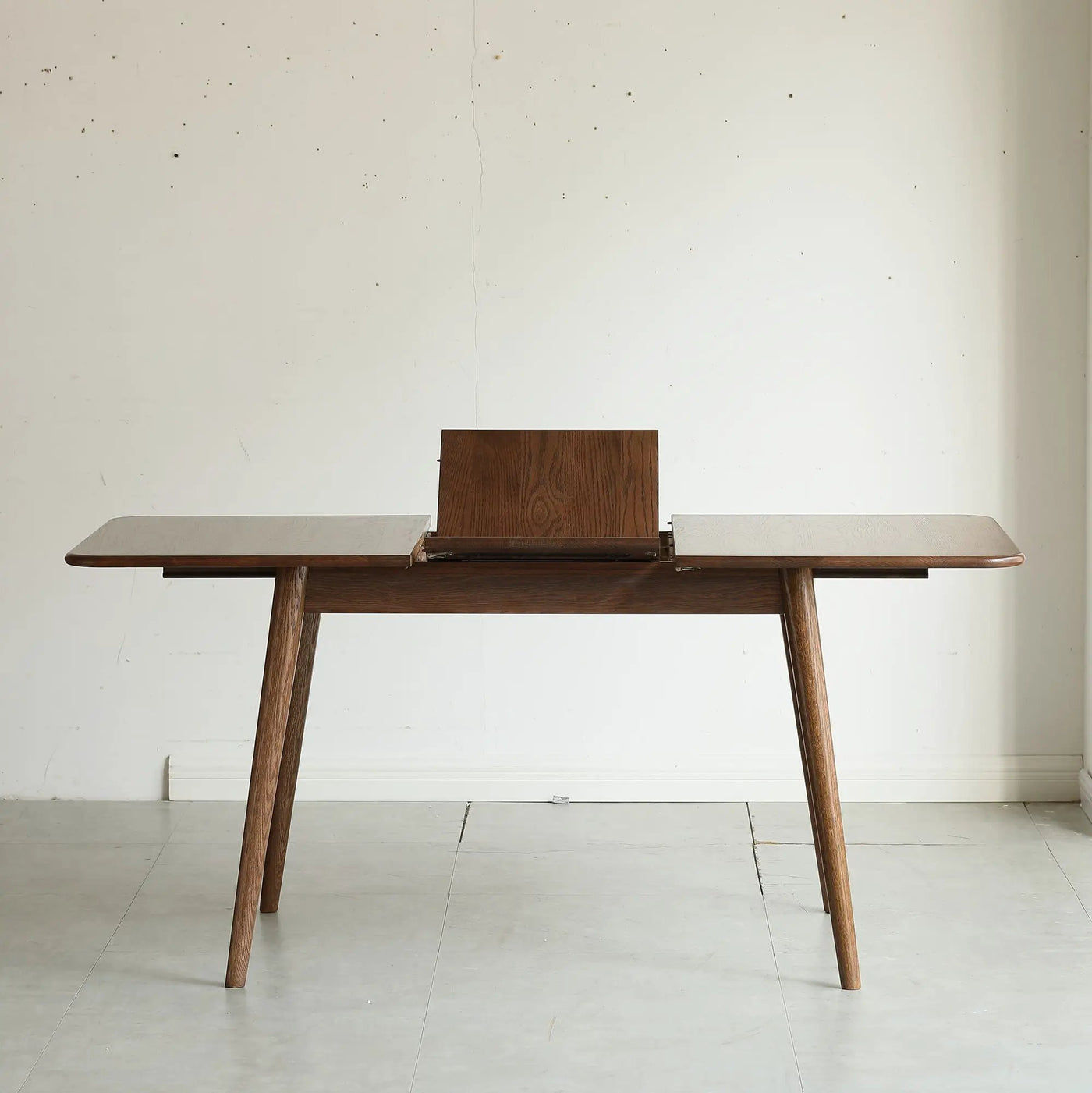 Round Corner Diagonal Leg Telescopic Table For 6 - 8 People To Meet Dining Table by HouseOfZazla