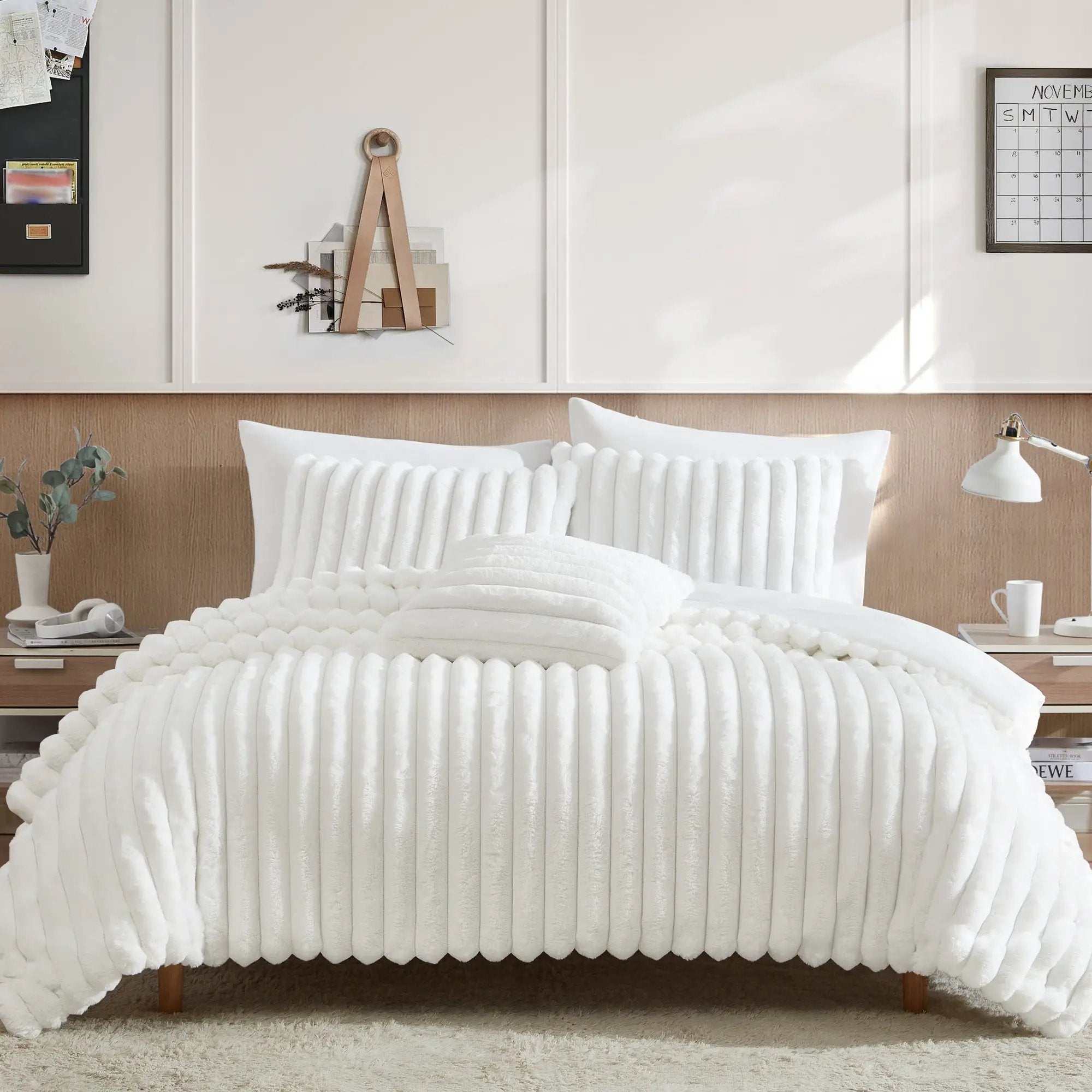 Everett 4-Piece White Micro Mink King Bedding Ensemble by HouseOfZazla