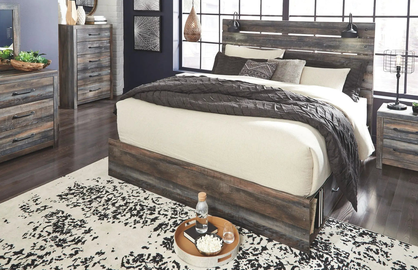 Drystan - Panel Bedroom Set by Unique Piece Furniture