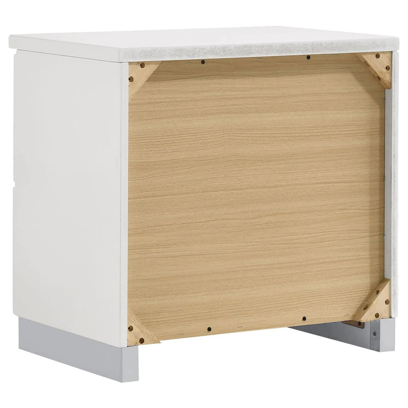 Felicity 4-piece California King Platform Bedroom Set White by Unique Piece Furniture