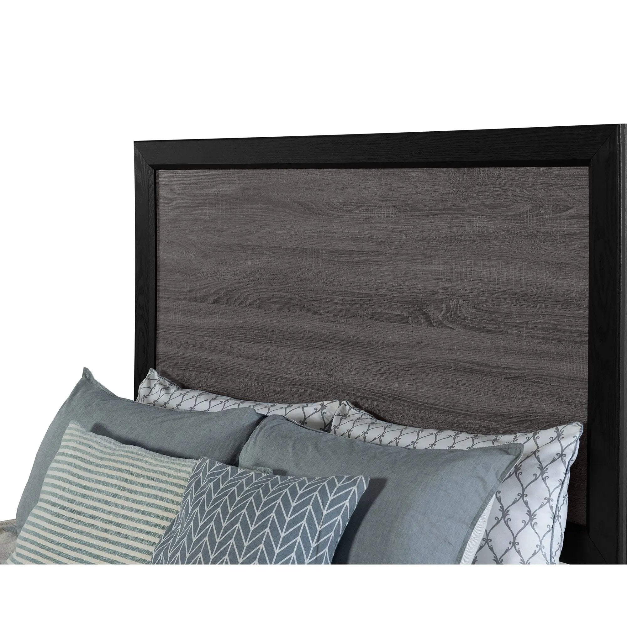 Soluto - Bed by Unique Piece Furniture