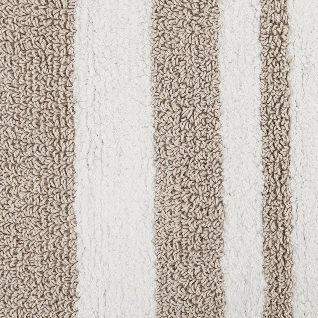 Reversible Bath Rug by HouseOfZazla