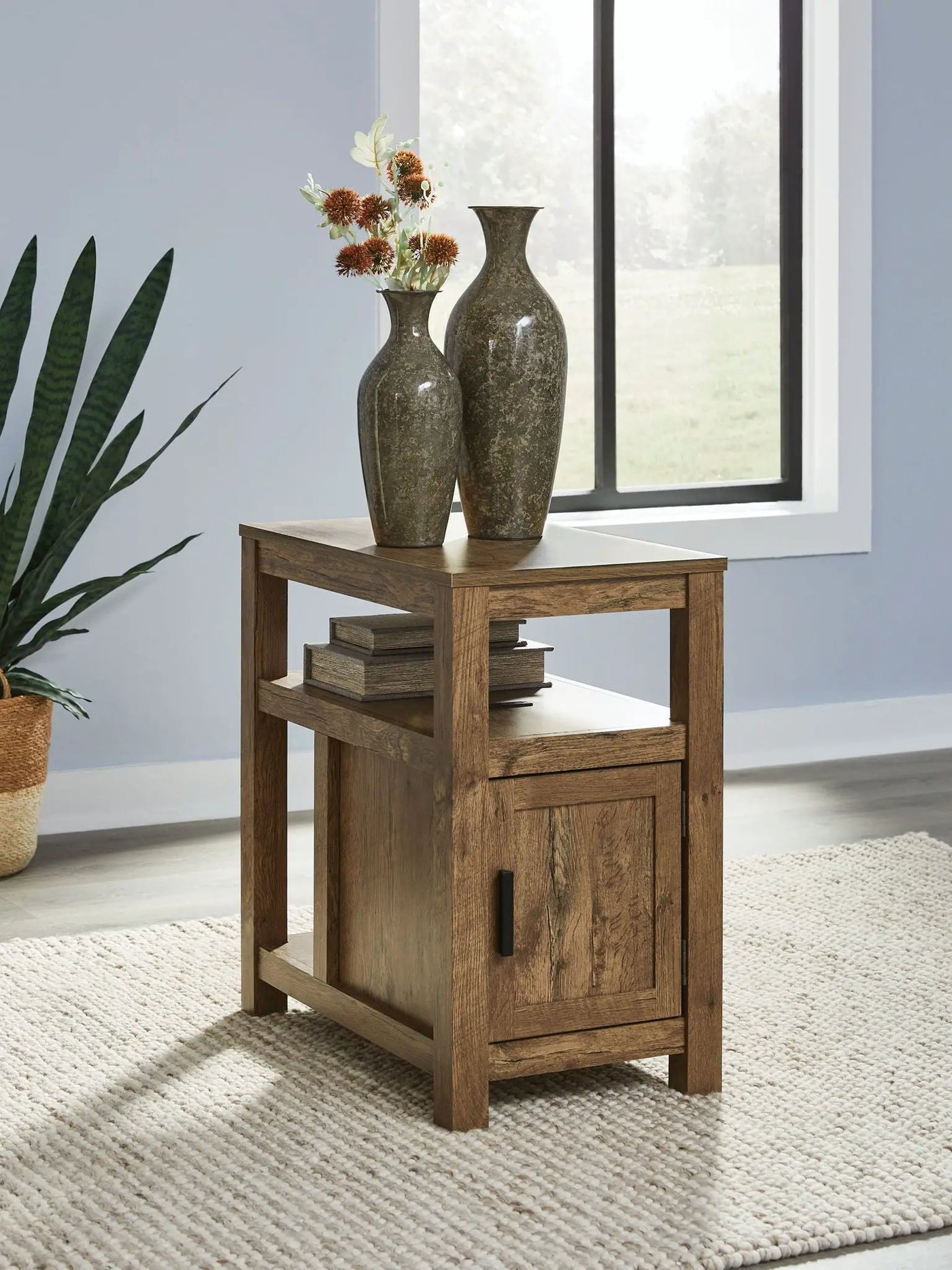 Fendenmore - Chair Side End Table by Unique Piece Furniture
