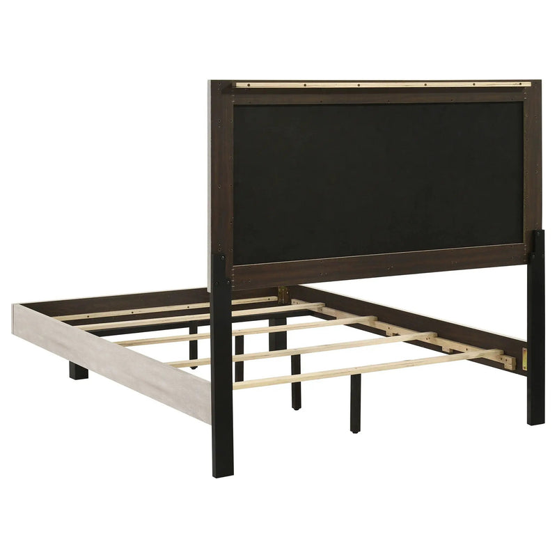 Trenton 5-piece Full Bedroom Set Rustic Cream by Unique Piece Furniture
