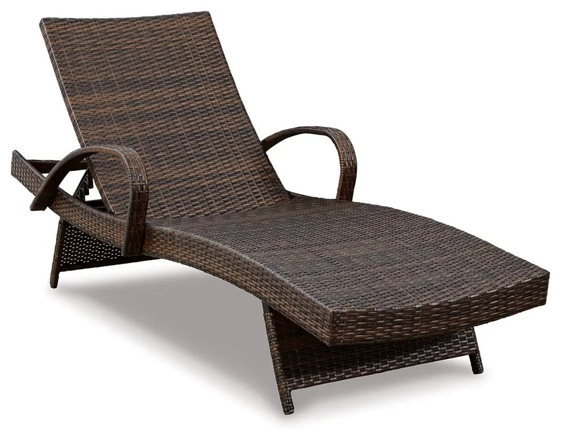 Kantana - Chaise Lounge by Unique Piece Furniture
