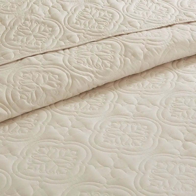3 Piece Reversible Bedspread Set Cream Full/Queen by HouseOfZazla