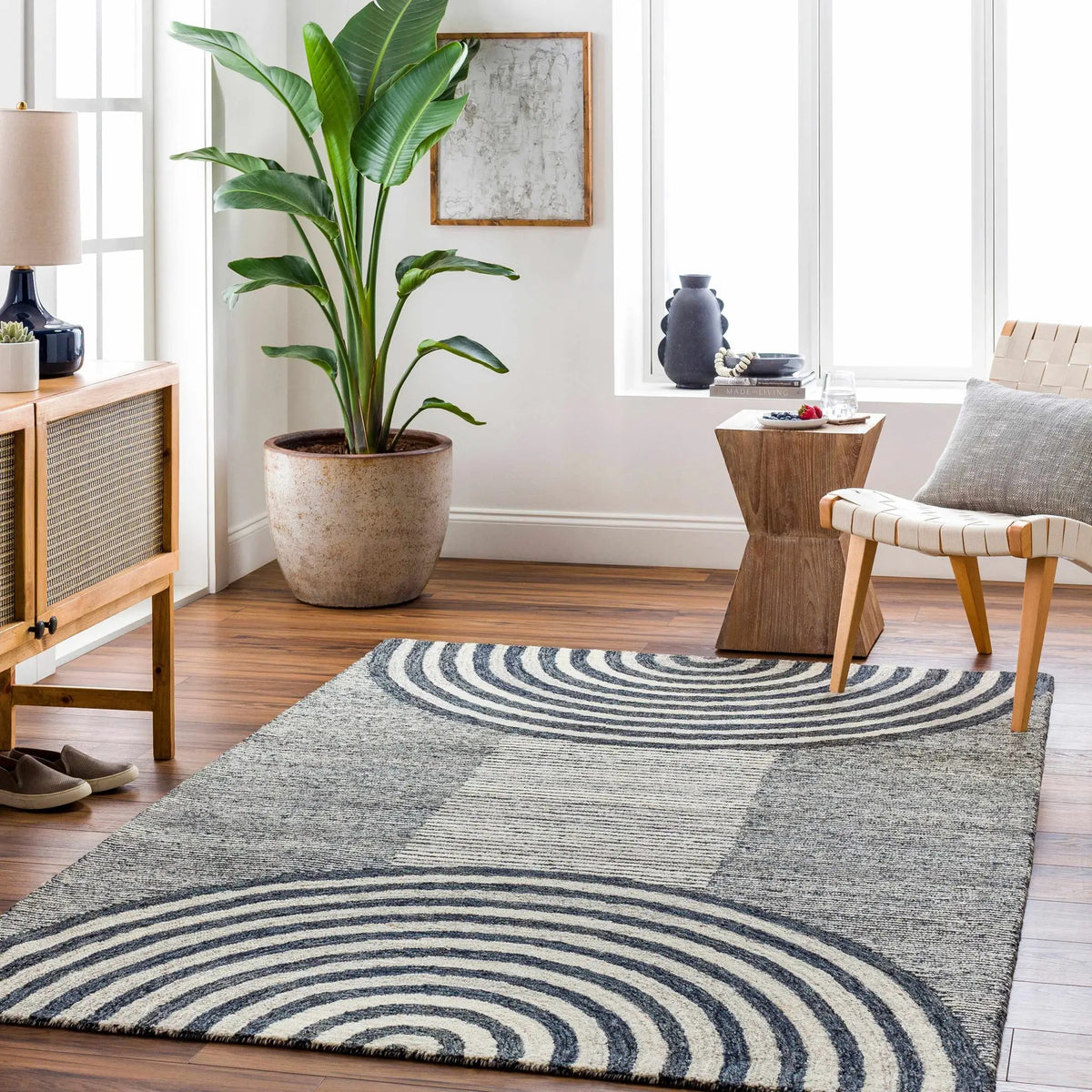 Chantesuta Modern Wool Rug, installed in a room
