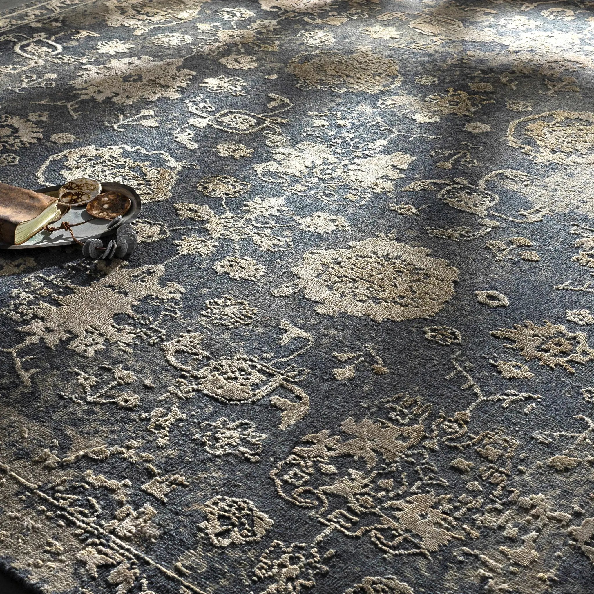 Cutlerville Handmade Wool Area Rug - Clearance by Boutique Rugs