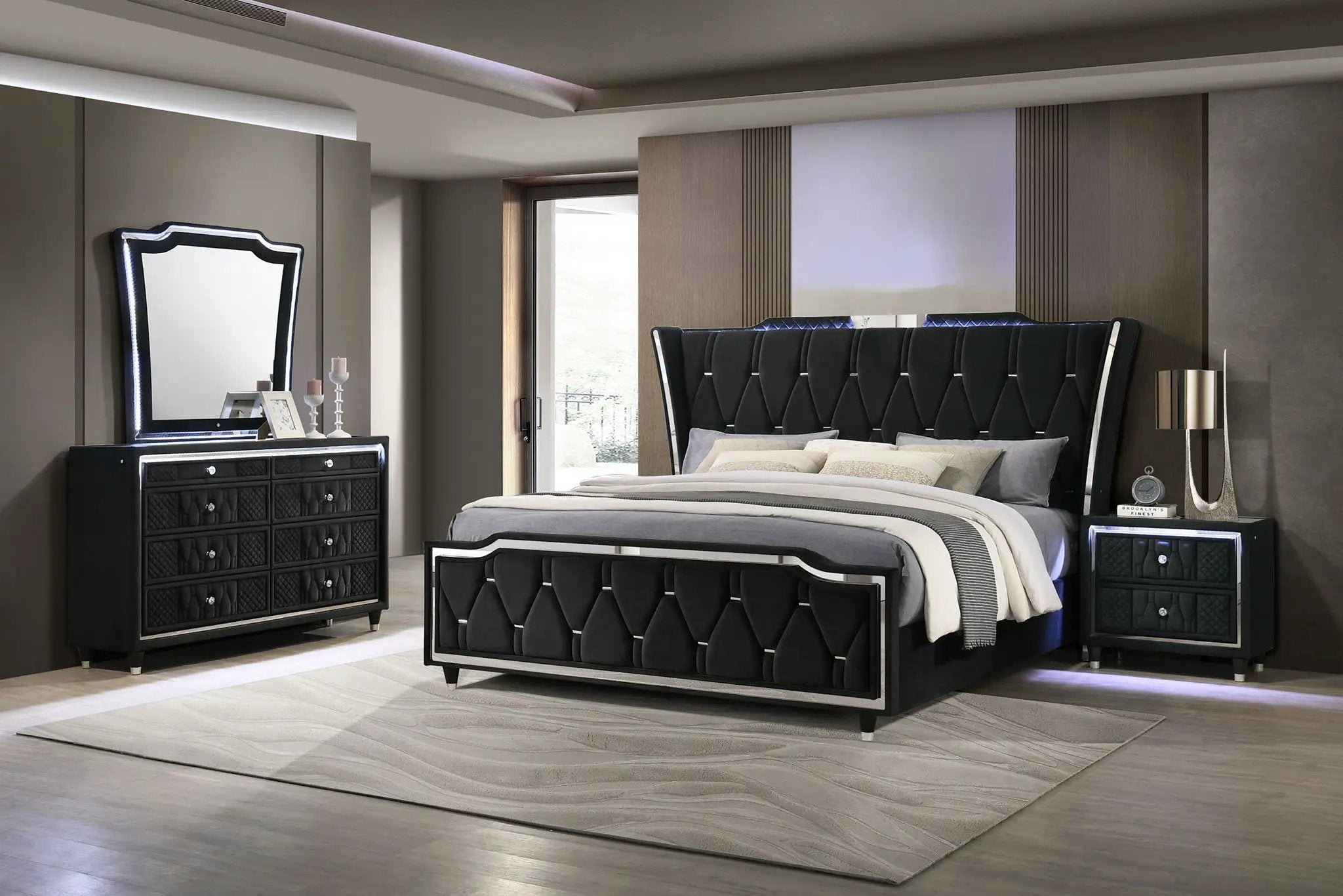 Lorient 4-piece Queen Bedroom Set Black by Unique Piece Furniture