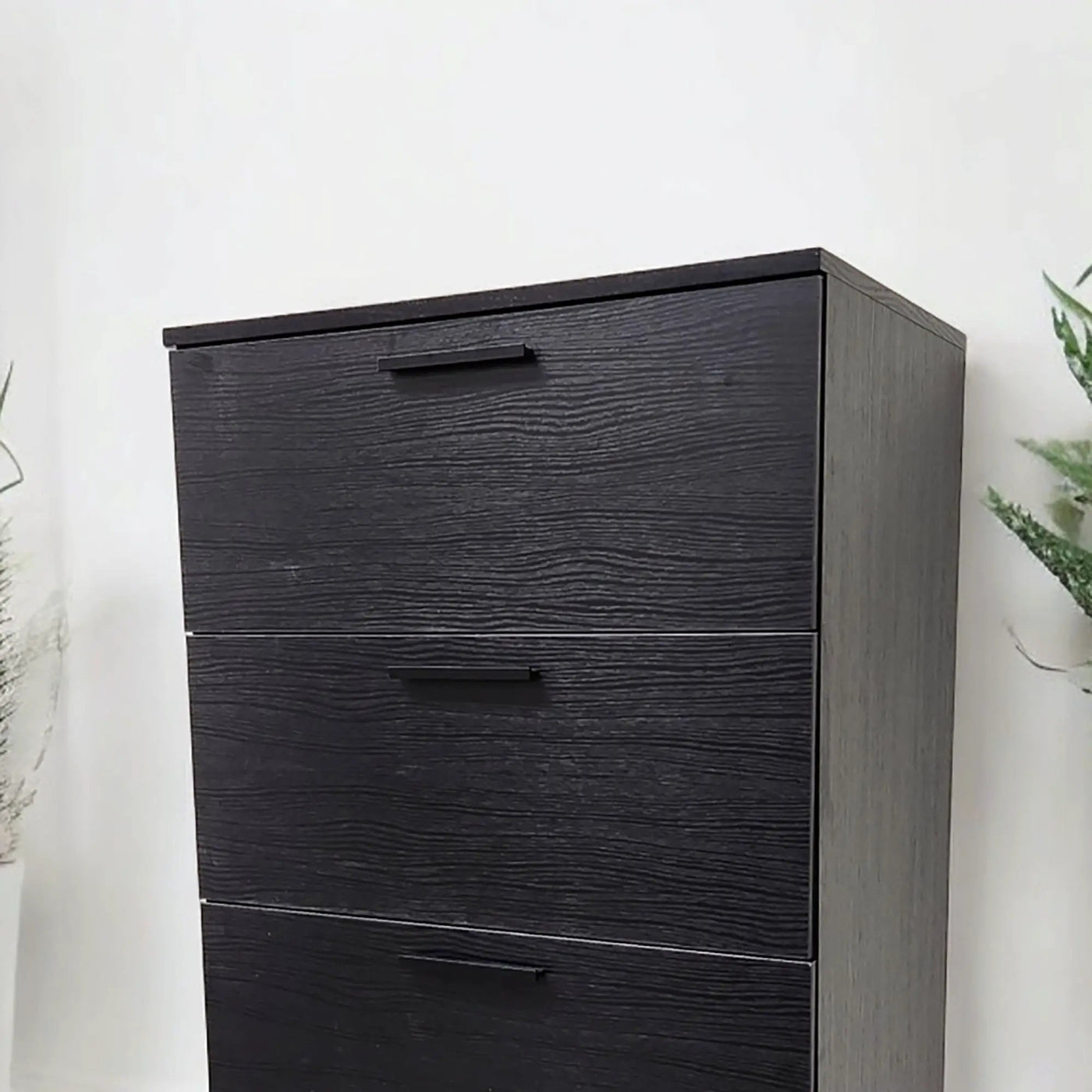 Oliver - Farmhouse Jumbo Chest With 4 Drawer Storage by HouseOfZazla