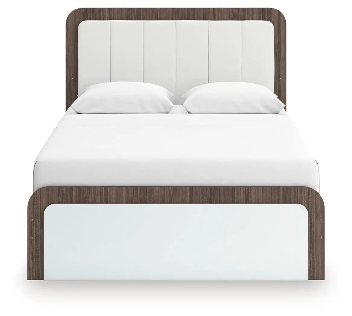 Kendanport - Upholstered Bed by Unique Piece Furniture