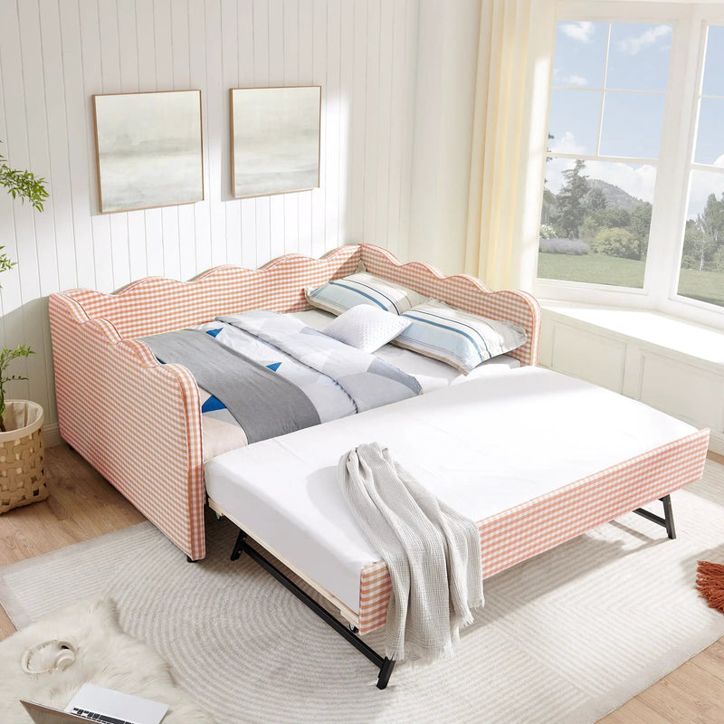 Full Size Cozy Gingham Daybed with Twin Size Trundle by HouseOfZazla