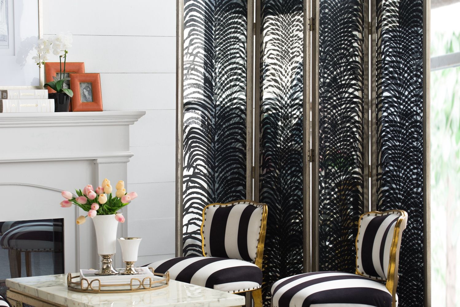 Room Divider, Herero 4 Panel Decorative Screen - Black by HouseOfZazla