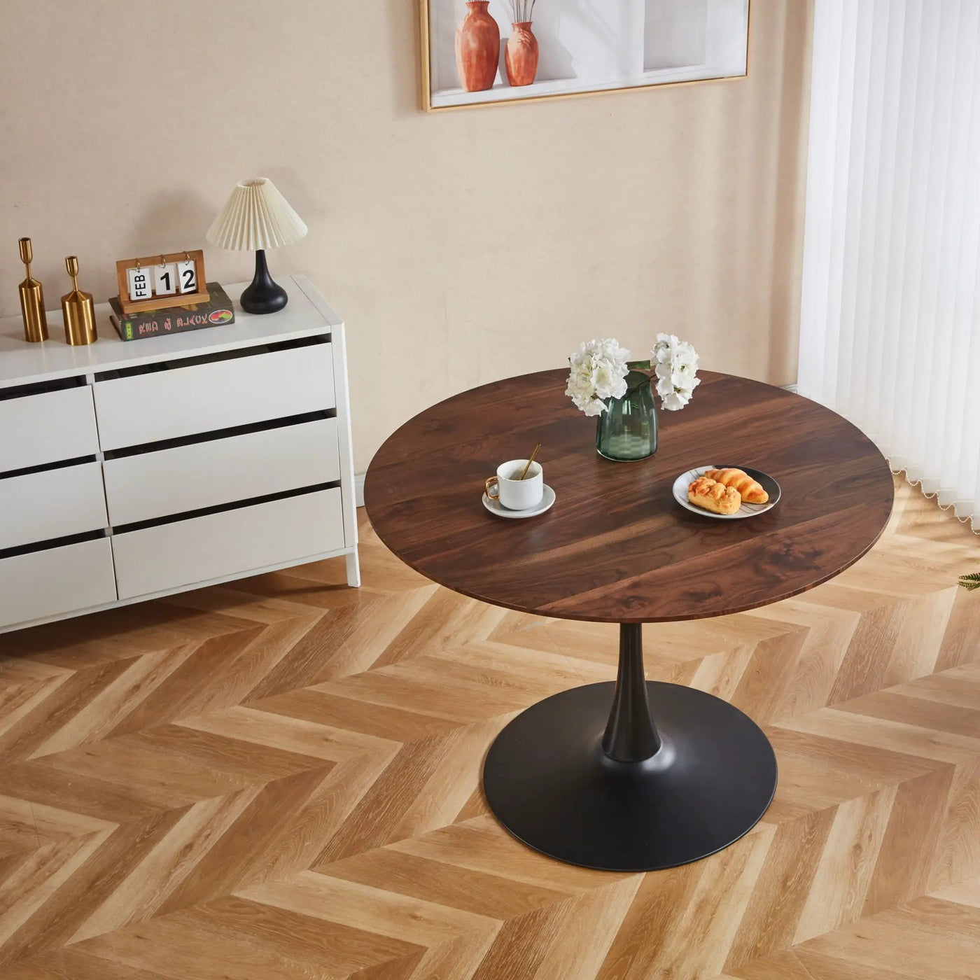 Mid-Century Tulip Dining Table With Round Top by Unique Piece Furniture