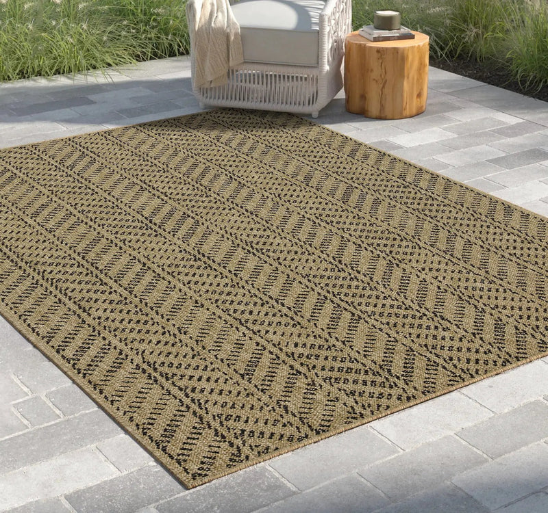 Earth GC_NTL1012 Jute/Black Indoor/Outdoor Area Rug by HouseOfZazla