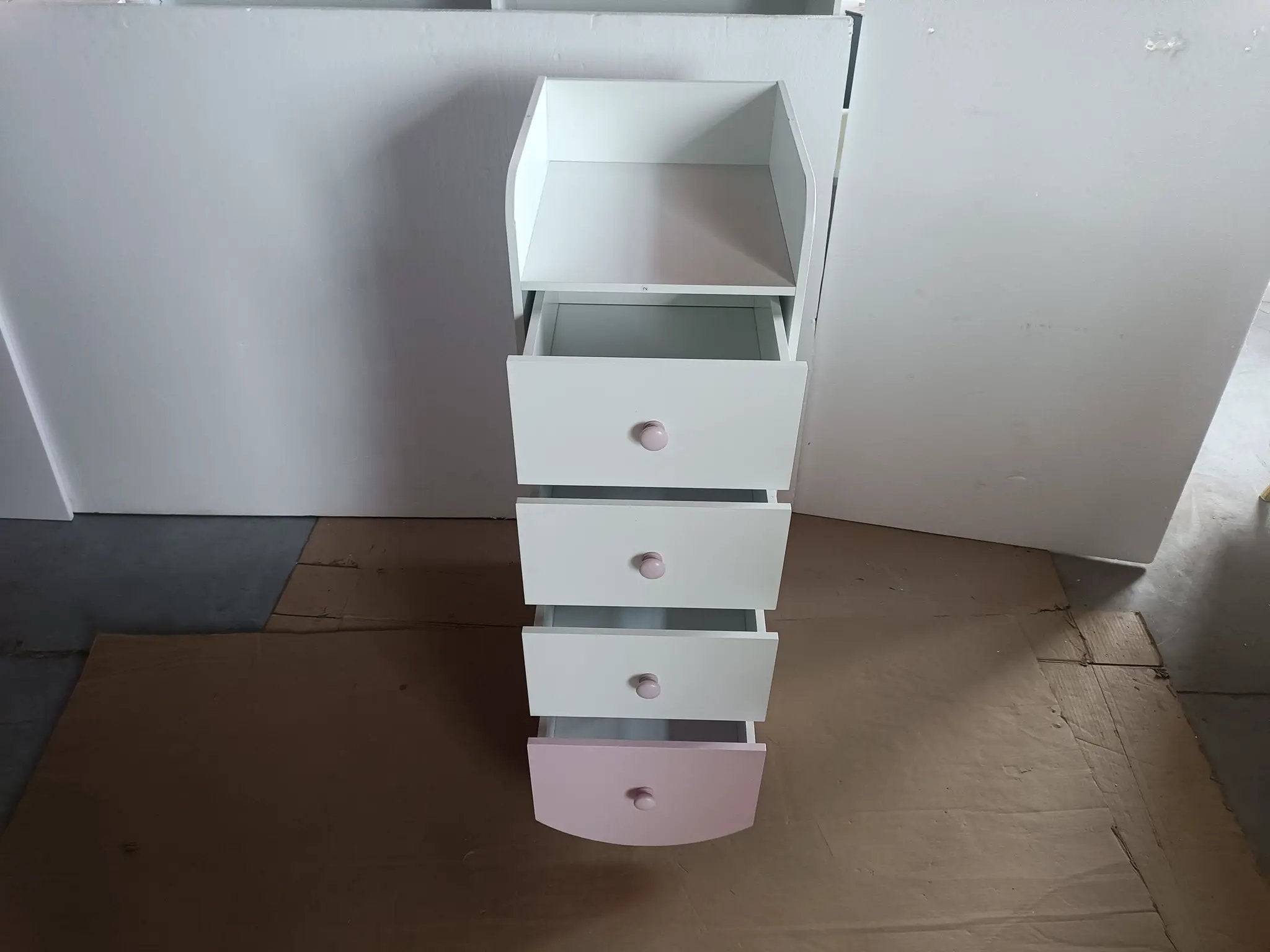 Kids Dresser with 4 Drawers by HouseOfZazla