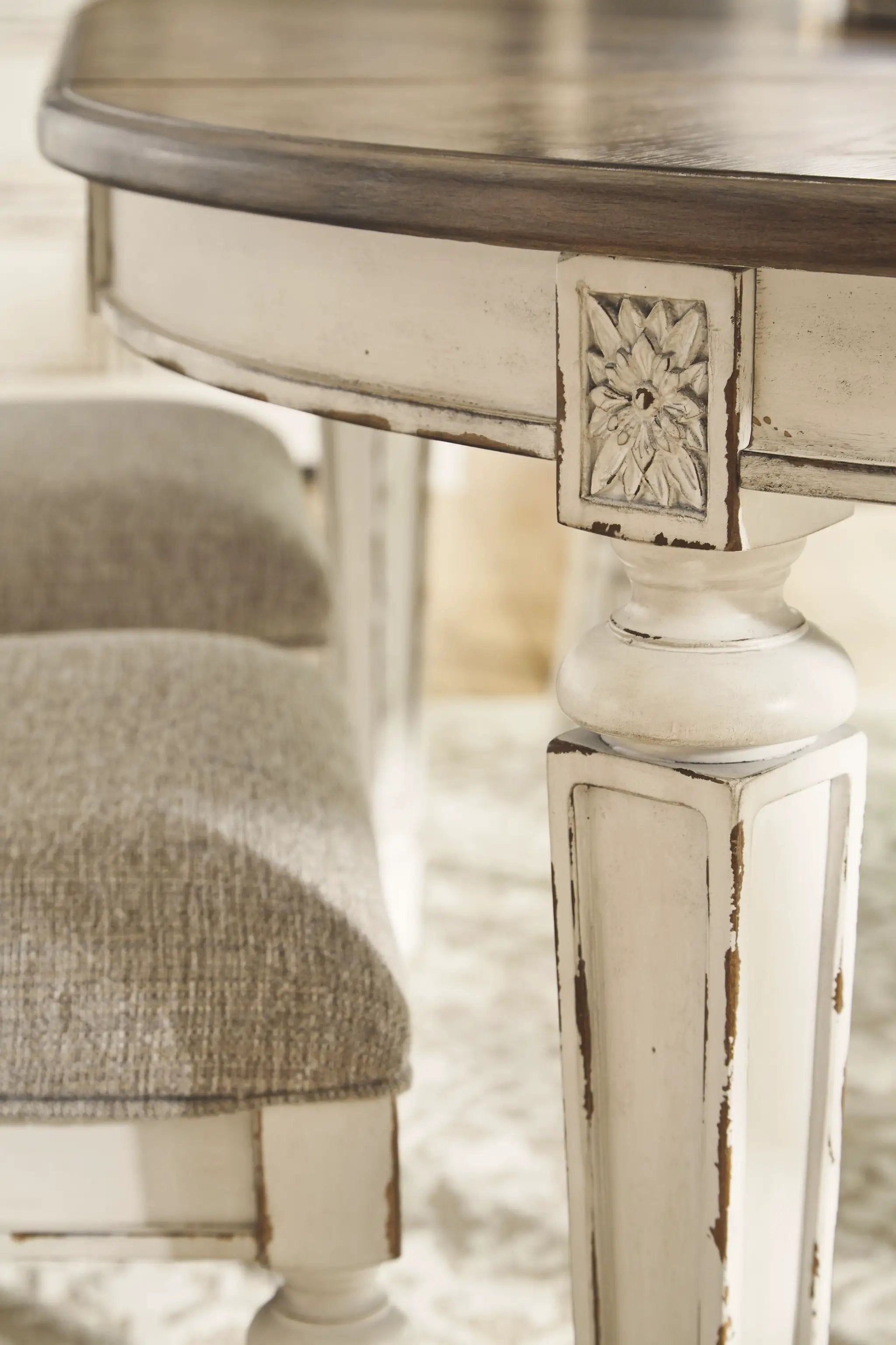 Realyn - Oval Dining Room Extension Table - Chipped White by Unique Piece Furniture