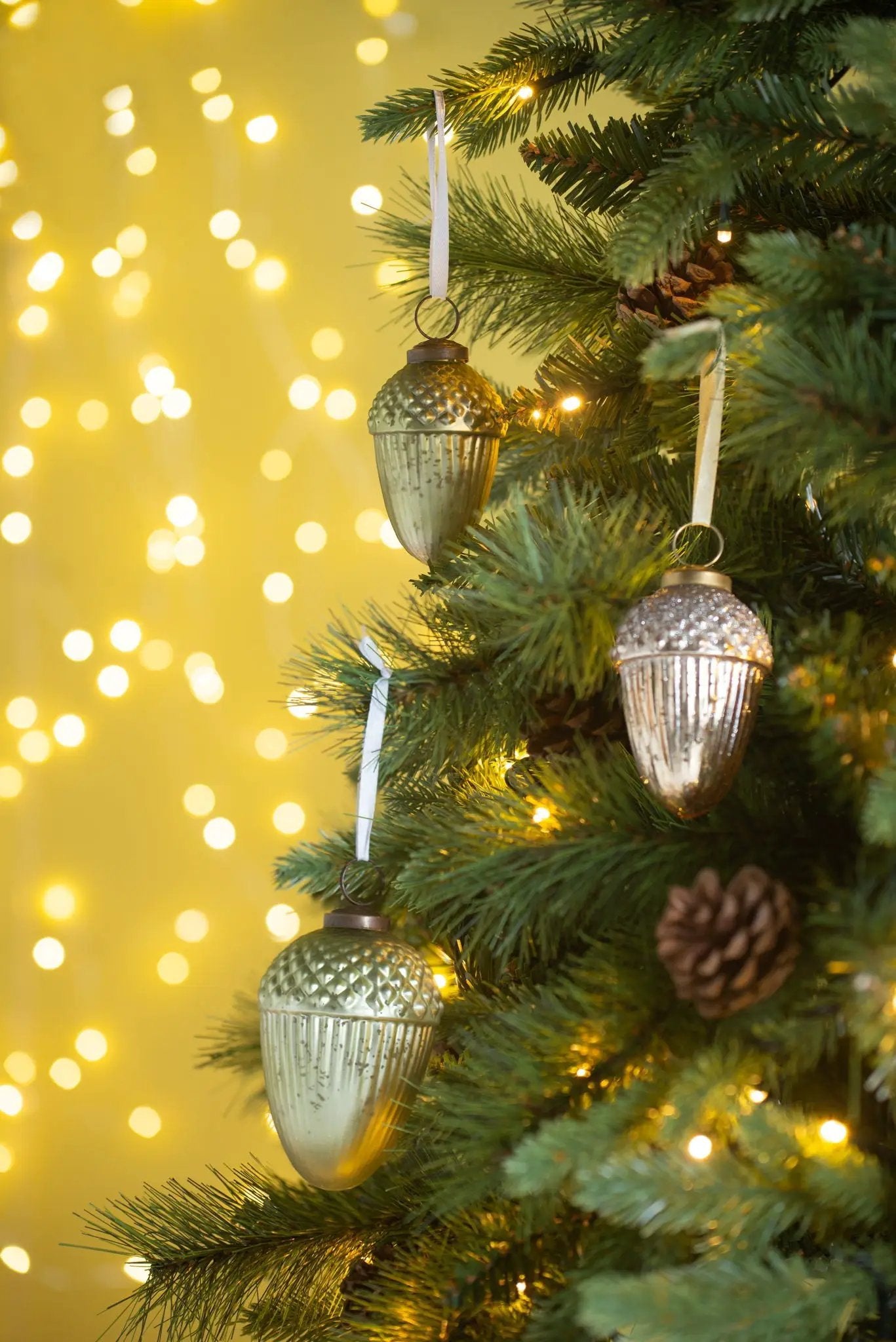 Tear Drop Ornament, Decorative Hanging Christmas Tree Ornaments For Holiday Party Decorations (Set of 12) by Unique Piece Furniture