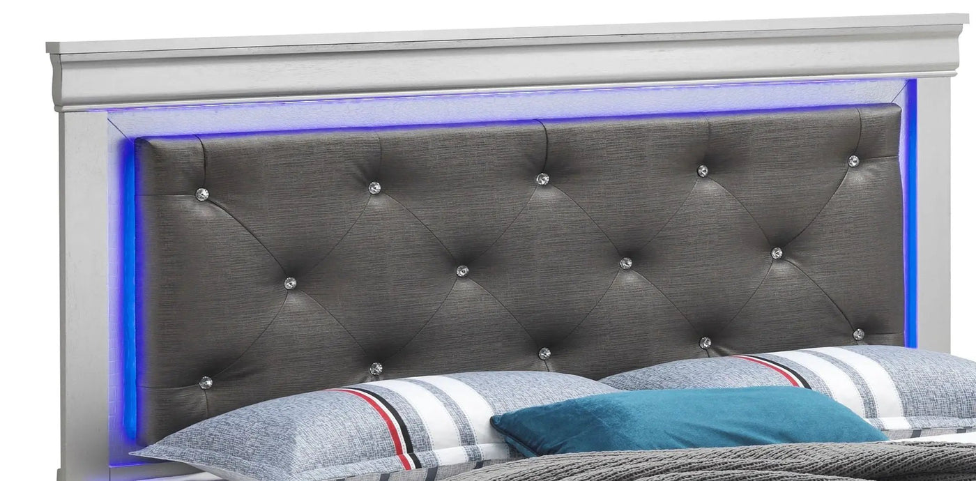 LED Elegant Bed by HouseOfZazla