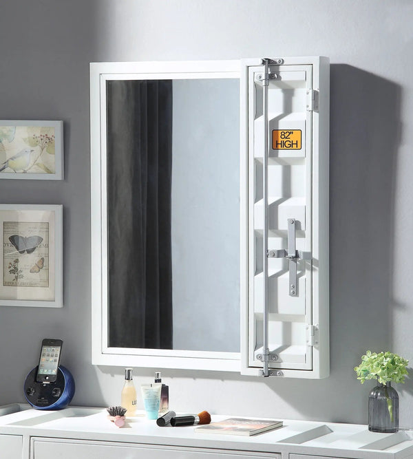 Cargo Vanity Mirror, Clear Reflection