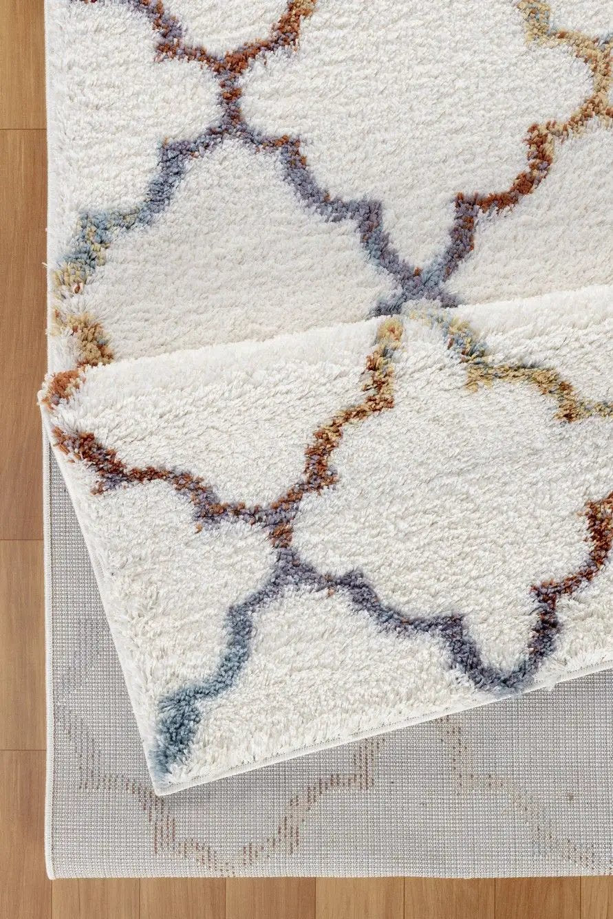 Loft Shag - 5' 3" X 7' Shaggy Area Rug Polypropylene - Ivory by HouseOfZazla