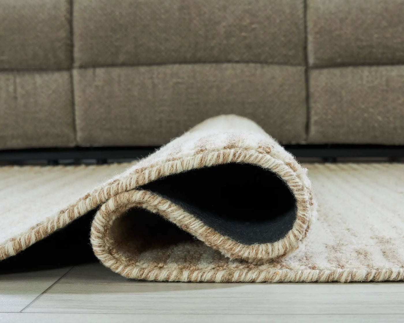 Emorymore - Rug by Unique Piece Furniture