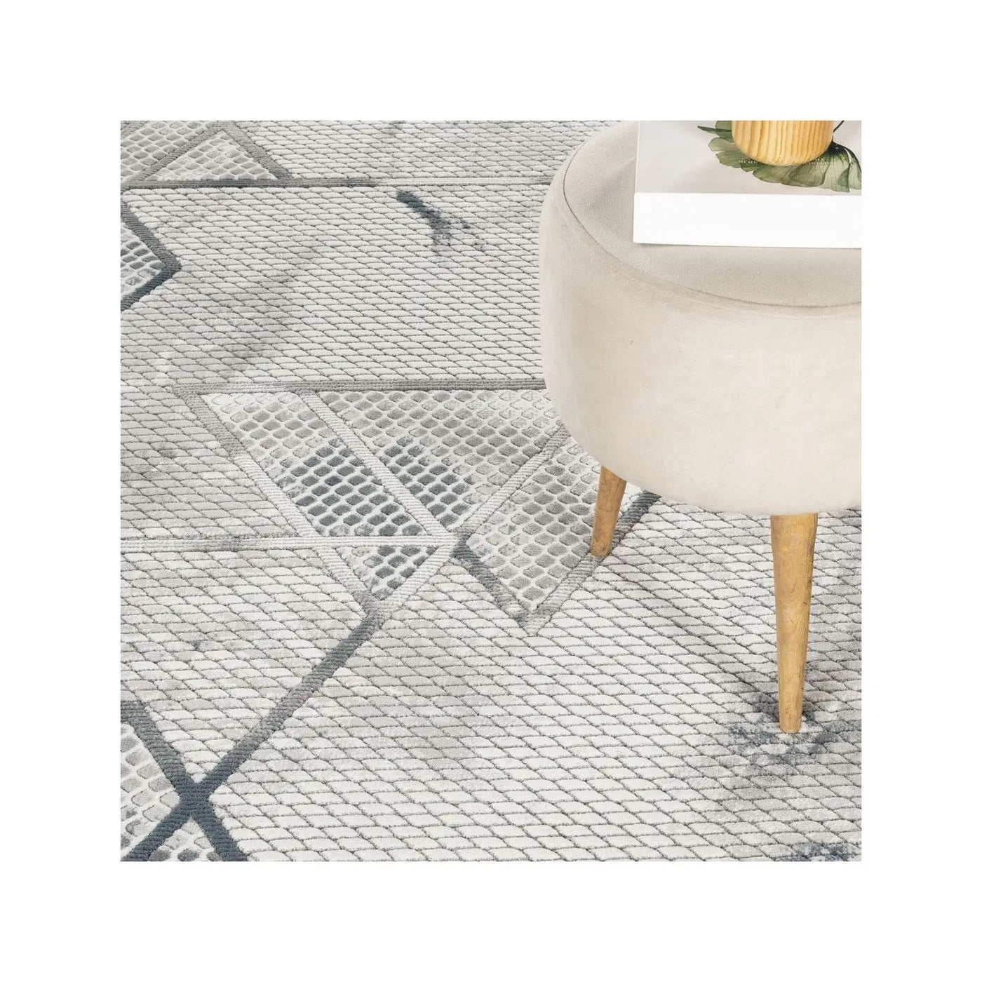 Geometrix - Rug With Geometric Effect by HouseOfZazla