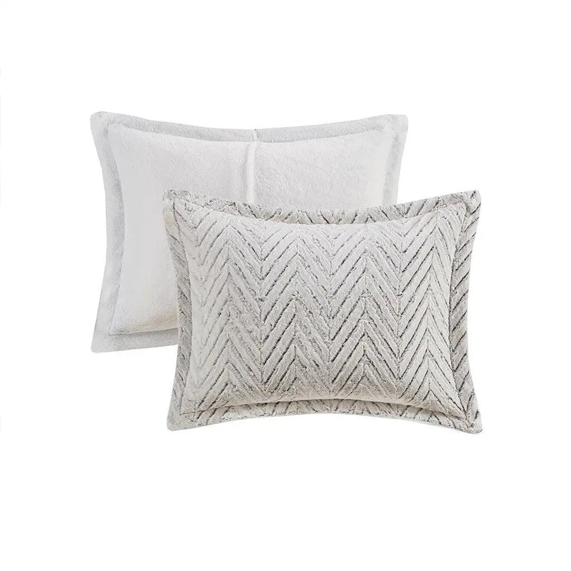 King/Cal King Ultra Plush Down Alternative Comforter Set by HouseOfZazla
