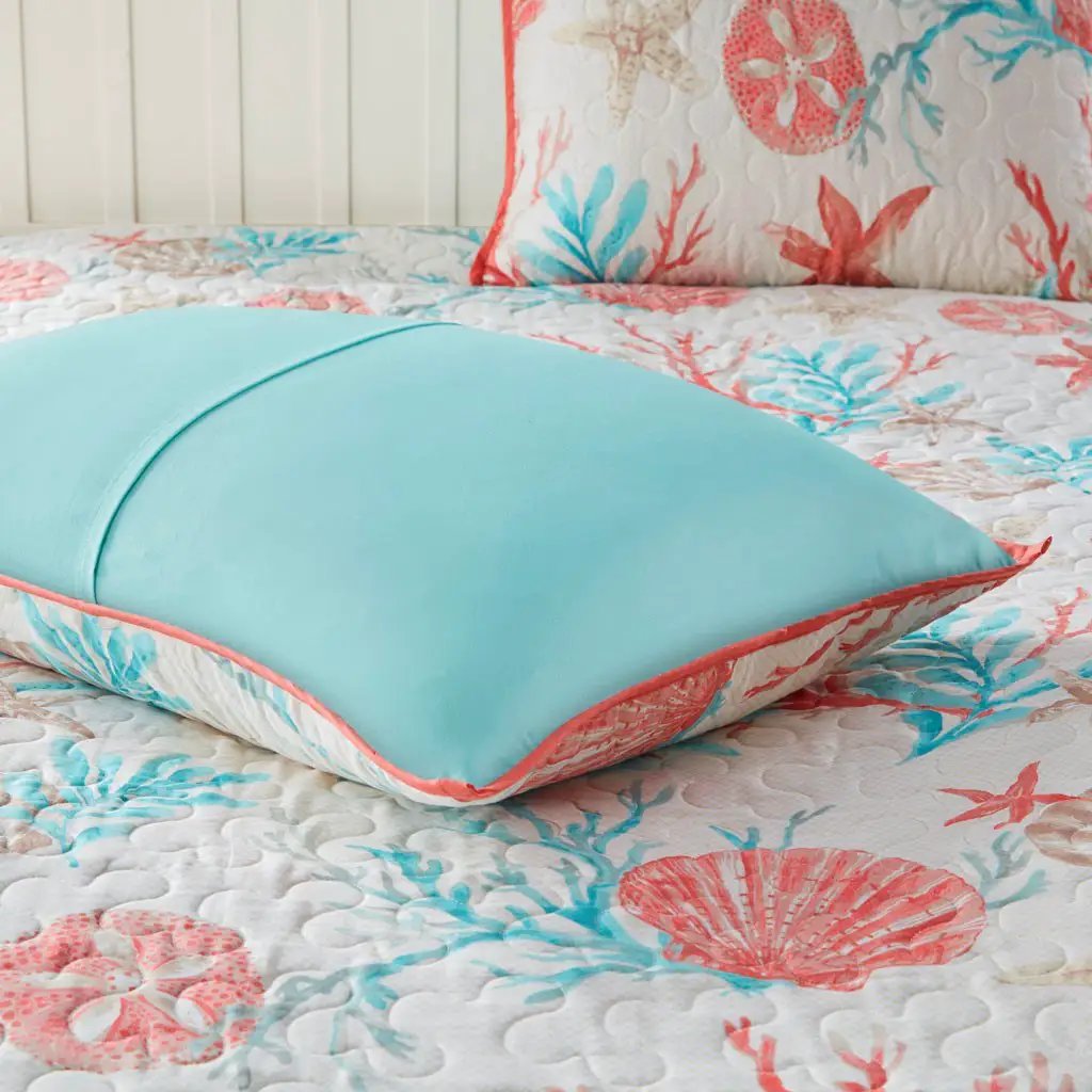6 Piece Cotton Sateen Quilt Set with Throw Pillows Coral Full/Queen by HouseOfZazla
